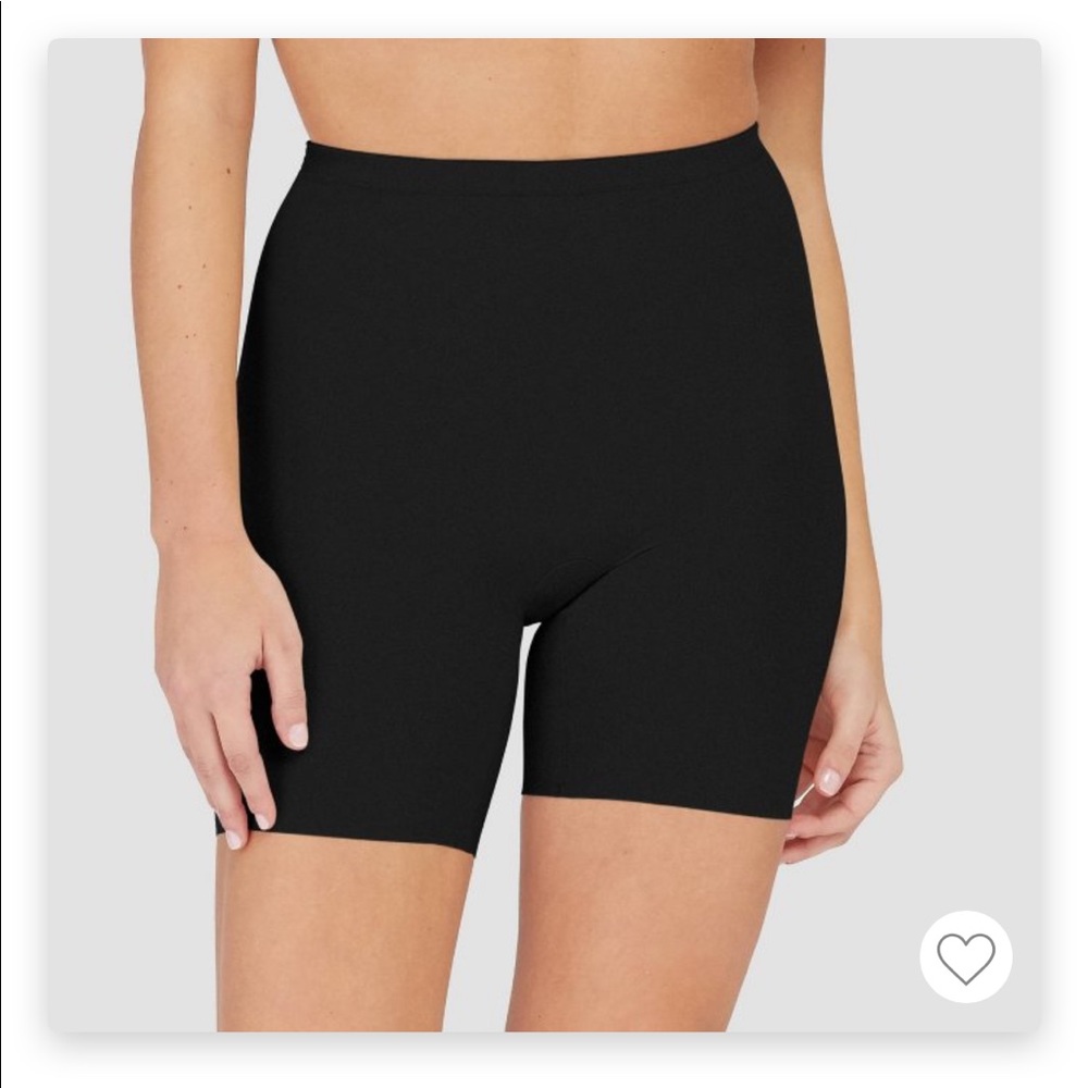 NWT ASSETS by SPANX womens thintuition shaping mid-thigh slimmer black s